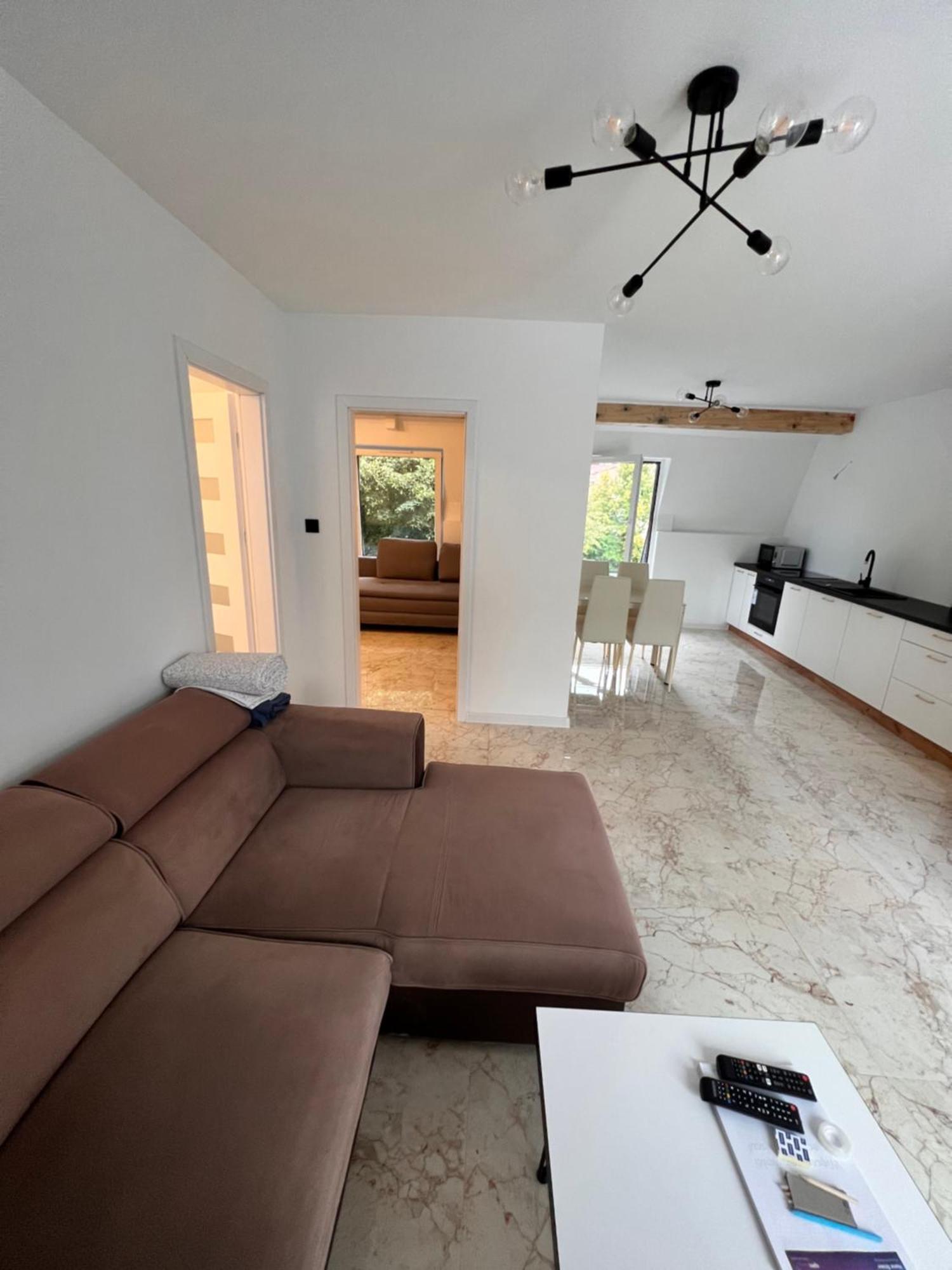 Dworskiego 74, Apartament 3 Пшемишъл Екстериор снимка